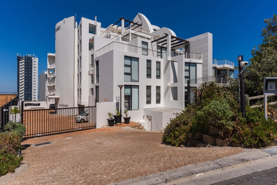 3 Bedroom Property for Sale in Bloubergstrand Western Cape